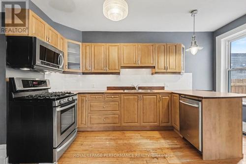kitchen - 506 Wentworth Avenue, Ottawa, ON - Indoor Photo Showing Kitchen With Stainless Steel Kitchen With Double Sink