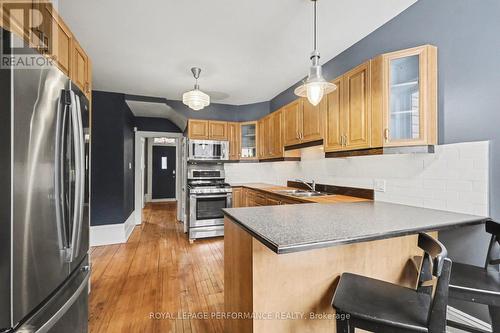 kitchen - 506 Wentworth Avenue, Ottawa, ON - Indoor Photo Showing Kitchen With Stainless Steel Kitchen With Double Sink