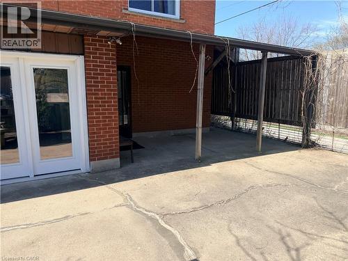 34 Burn Place Unit# 5, Kitchener, ON - Outdoor With Exterior