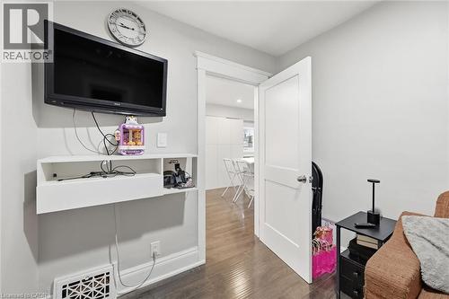 46 Mayflower Avenue, Hamilton, ON - Indoor