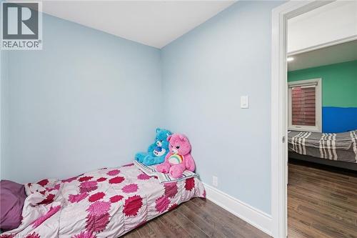 46 Mayflower Avenue, Hamilton, ON - Indoor Photo Showing Bedroom
