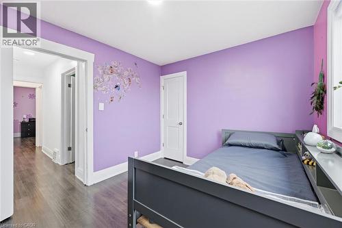 46 Mayflower Avenue, Hamilton, ON - Indoor Photo Showing Bedroom