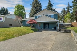 1609 Passage View Dr Campbell River, BC V9W 6L2
