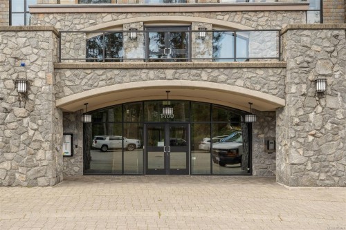#113-1400 Lynburne Pl, Langford, BC - Outdoor