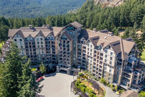 #113-1400 Lynburne Pl, Langford, BC - Outdoor With Facade