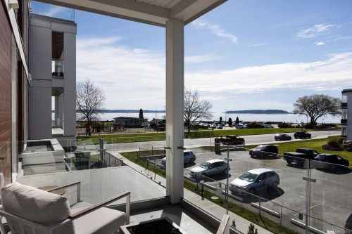 #108-9570 Fifth St, Sidney, BC -  With View