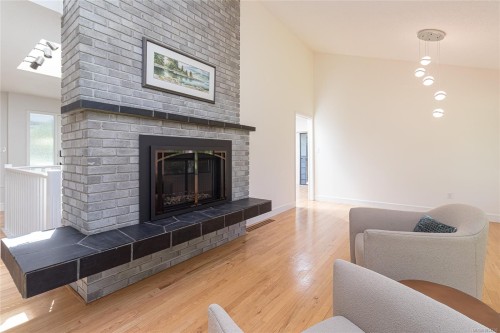 2660 Macdonald Dr East, Saanich, BC 