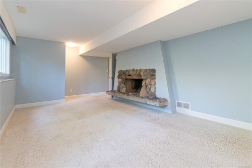 2660 Macdonald Dr East, Saanich, BC 