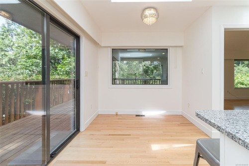2660 Macdonald Dr East, Saanich, BC 