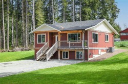 7594 Island Hwy NORTHMerville, BC V9N 1G3