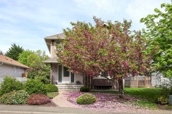 1272 Noel Ave Comox, BC V9M 4A3