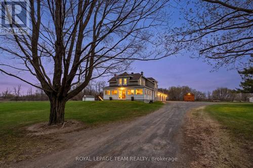 5349 BOWESVILLE ROAD  Ottawa, ON K1X 1B8