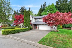 1015 Kingsley Cres Comox, BC V9M 3R7