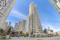 1030 - 3888 DUKE OF YORK BOULEVARD  Mississauga, ON L5B 4P5