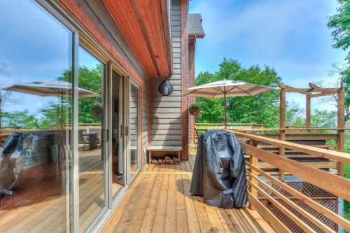 Terrasse - 100 Rue Des Pentes, Mont-Blanc, QC - Outdoor With Exterior
