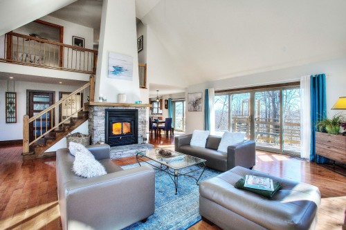Salon - 100 Rue Des Pentes, Mont-Blanc, QC - Indoor Photo Showing Living Room With Fireplace