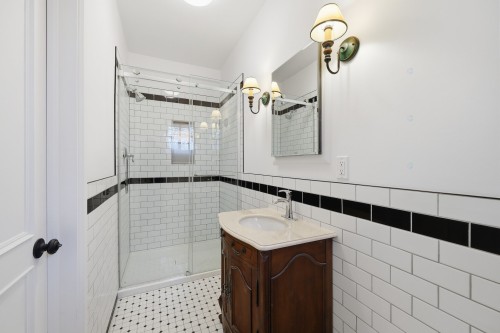 Bathroom - 47 Ch. Ozias-Leduc, Mont-Saint-Hilaire, QC - Indoor
