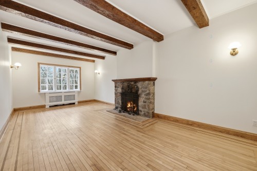 Living Room - 47 Ch. Ozias-Leduc, Mont-Saint-Hilaire, QC - Indoor Photo Showing Living Room With Fireplace