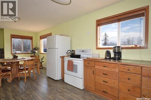 6 Bronco Drive, Delaronde Lake, SK - Indoor Photo Showing Kitchen