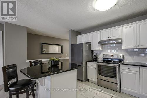 21 - 605 Welland Avenue, St. Catharines (Carlton/Bunting), ON - Indoor Photo Showing Kitchen