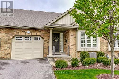 21 - 605 Welland Avenue, St. Catharines (Carlton/Bunting), ON - Outdoor With Facade