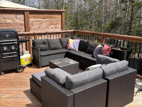16 Glenn Drive, Lantz, NS 