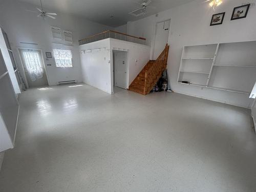 2 Pine Ridge Rd, Lower South River, NS 