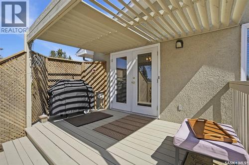 625 Guelph Crescent, Saskatoon, SK - Outdoor With Deck Patio Veranda With Exterior
