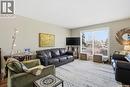 625 Guelph Crescent, Saskatoon, SK  - Indoor Photo Showing Living Room 