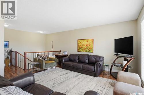 625 Guelph Crescent, Saskatoon, SK - Indoor Photo Showing Living Room