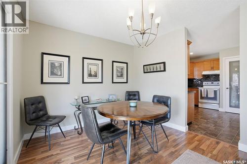 625 Guelph Crescent, Saskatoon, SK - Indoor Photo Showing Dining Room