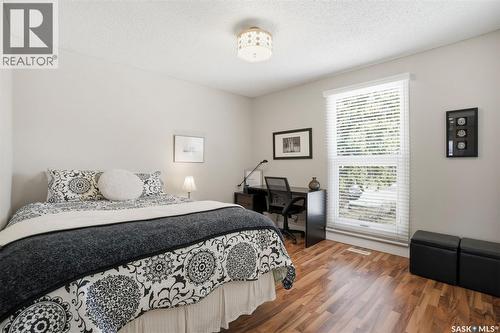 625 Guelph Crescent, Saskatoon, SK - Indoor Photo Showing Bedroom