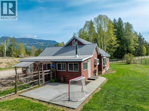 3381 Trinity Valley Road, Enderby, BC - Outdoor