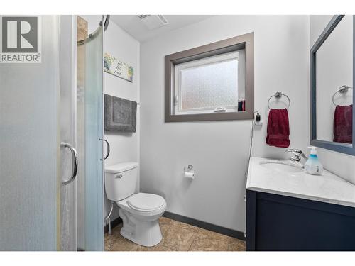 3381 Trinity Valley Road, Enderby, BC - Indoor Photo Showing Bathroom