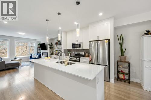 1146 Black Mountain Drive  Kelowna, BC V1P 0A7