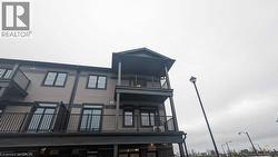 4 OAT Lane Kitchener, ON N2R 1R7