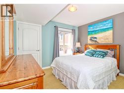 Main floor bed - 