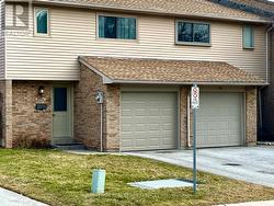 97 - 1542 LANCASTER DRIVE Oakville, ON L6H 2Z4