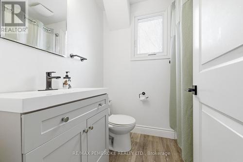 15 Alder Crescent, Deep River, ON - Indoor Photo Showing Bathroom
