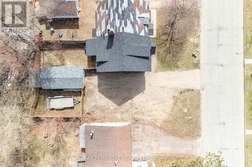 15 Alder Crescent, Deep River, ON - Outdoor