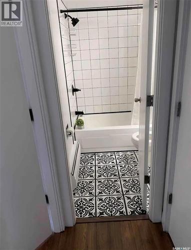 17 208 Lindsay Place, Saskatoon, SK - Indoor Photo Showing Bathroom
