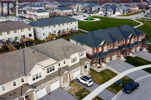 Residential street with a mix of brick and siding exteriors - 111 Alicia Crescent, Thorold, ON 