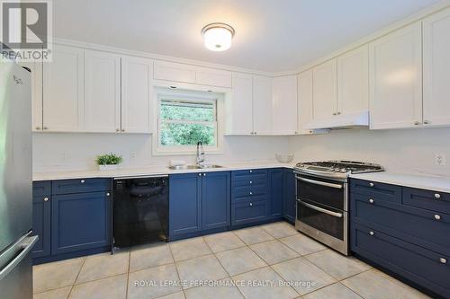 181 Northwestern Avenue, Ottawa, ON - Indoor Photo Showing Kitchen With Double Sink