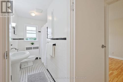 181 Northwestern Avenue, Ottawa, ON - Indoor Photo Showing Bathroom