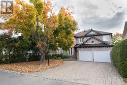 4 WELLSMERE COURT E  Ottawa, ON K2E 8C2