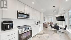 713 - 2450 OLD BRONTE ROAD Oakville, ON L6M 5P6