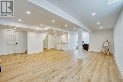 2021 Lumb Court, London North (North R), ON - Indoor Photo Showing Other Room