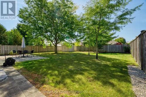 2021 Lumb Court, London North (North R), ON - Outdoor With Backyard