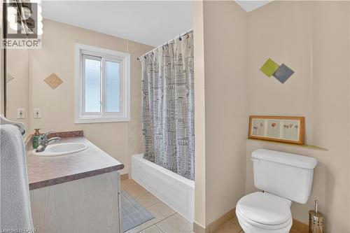 331 Keewatin Avenue, Kitchener, ON - Indoor Photo Showing Bathroom