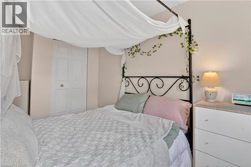 331 Keewatin Avenue, Kitchener, ON - Indoor Photo Showing Bedroom